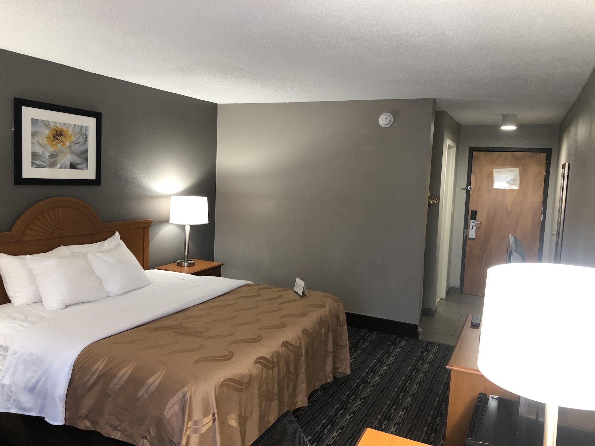 Quality Inn Rochester South Екстериор снимка