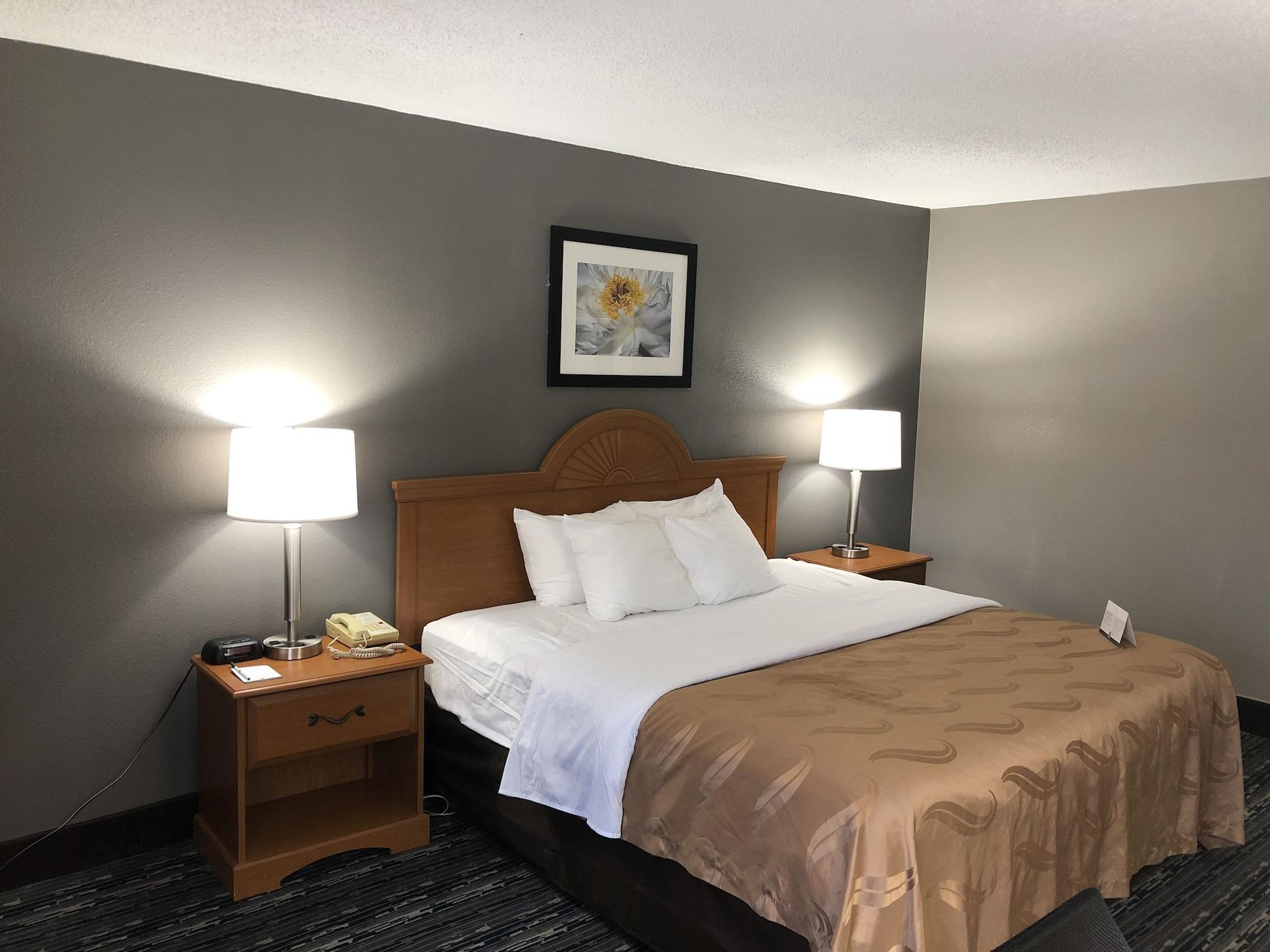 Quality Inn Rochester South Екстериор снимка