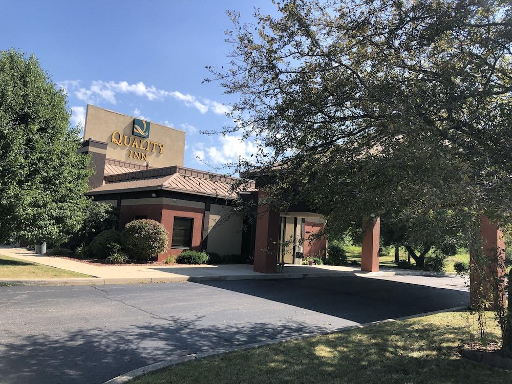 Quality Inn Rochester South Екстериор снимка