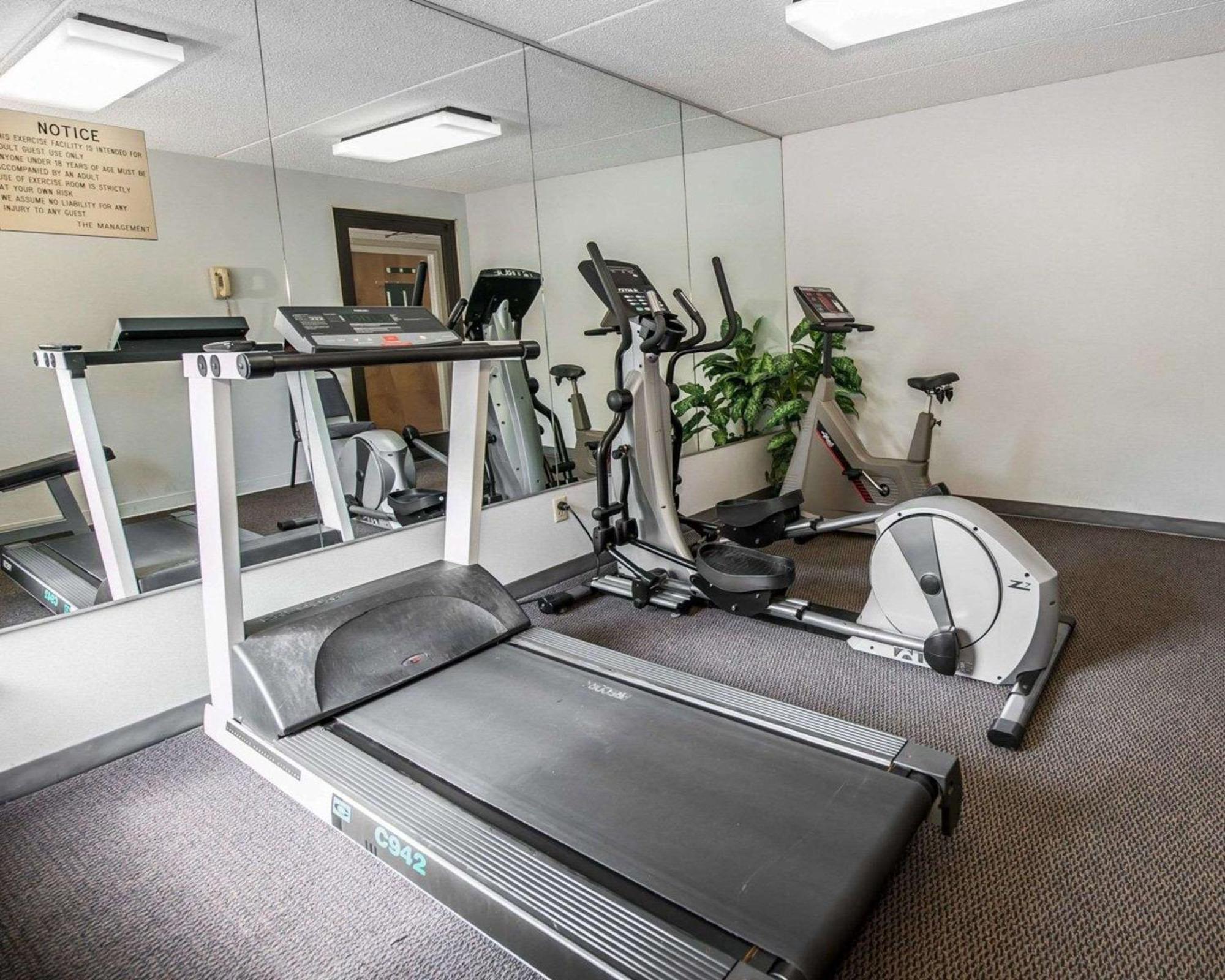 Quality Inn Rochester South Екстериор снимка
