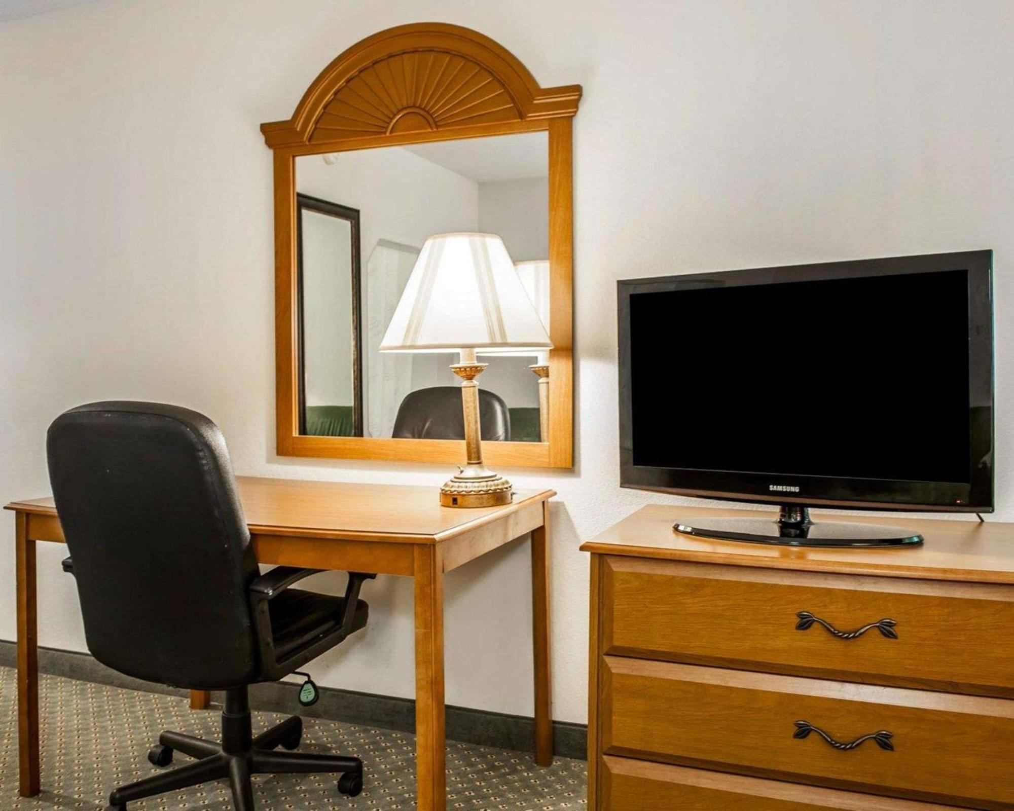 Quality Inn Rochester South Екстериор снимка