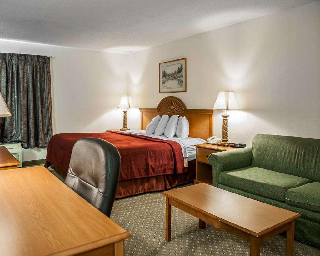 Quality Inn Rochester South Стая снимка